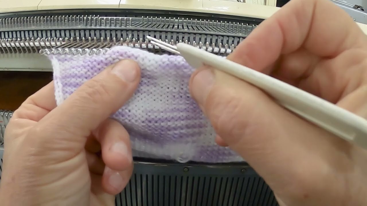 Como fazer bolso embutido em máquina de tricô