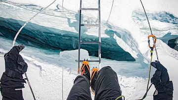 1 Hour of Climbing Through Everest's Khumbu Ice Fall (to Study/Relax/Sleep)