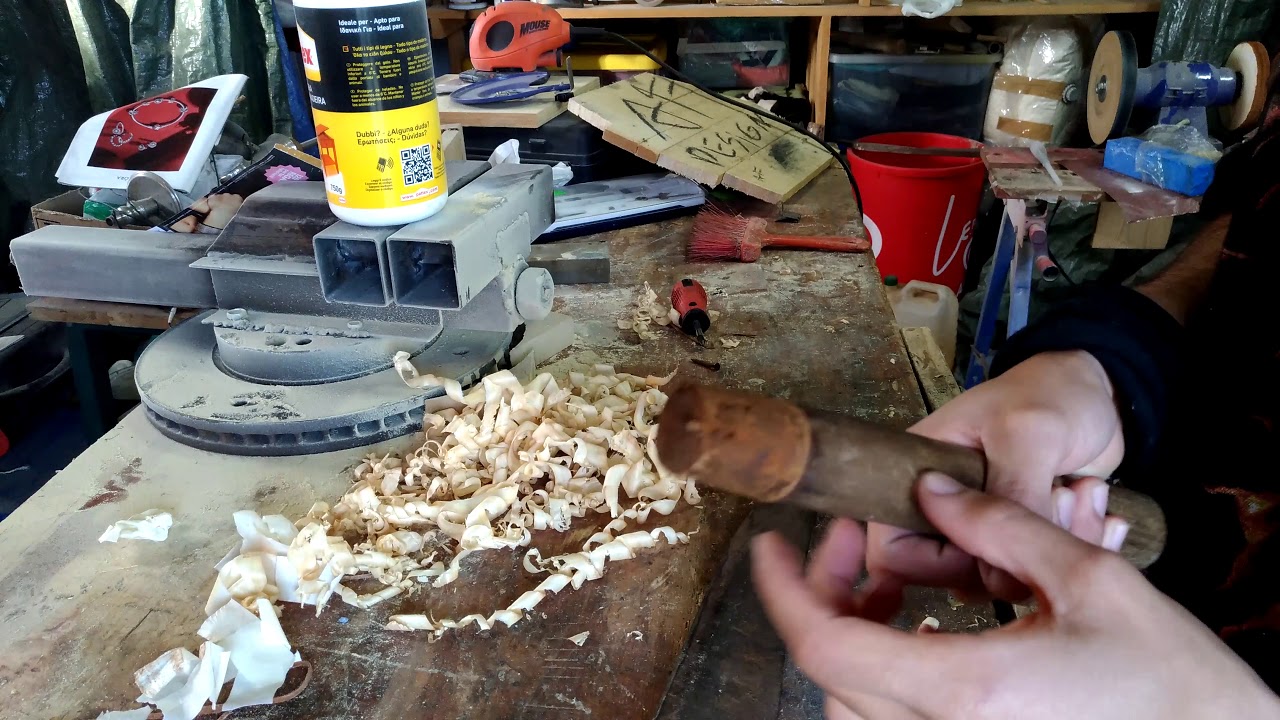 Fixing the loose handle of my granfather's bill hook