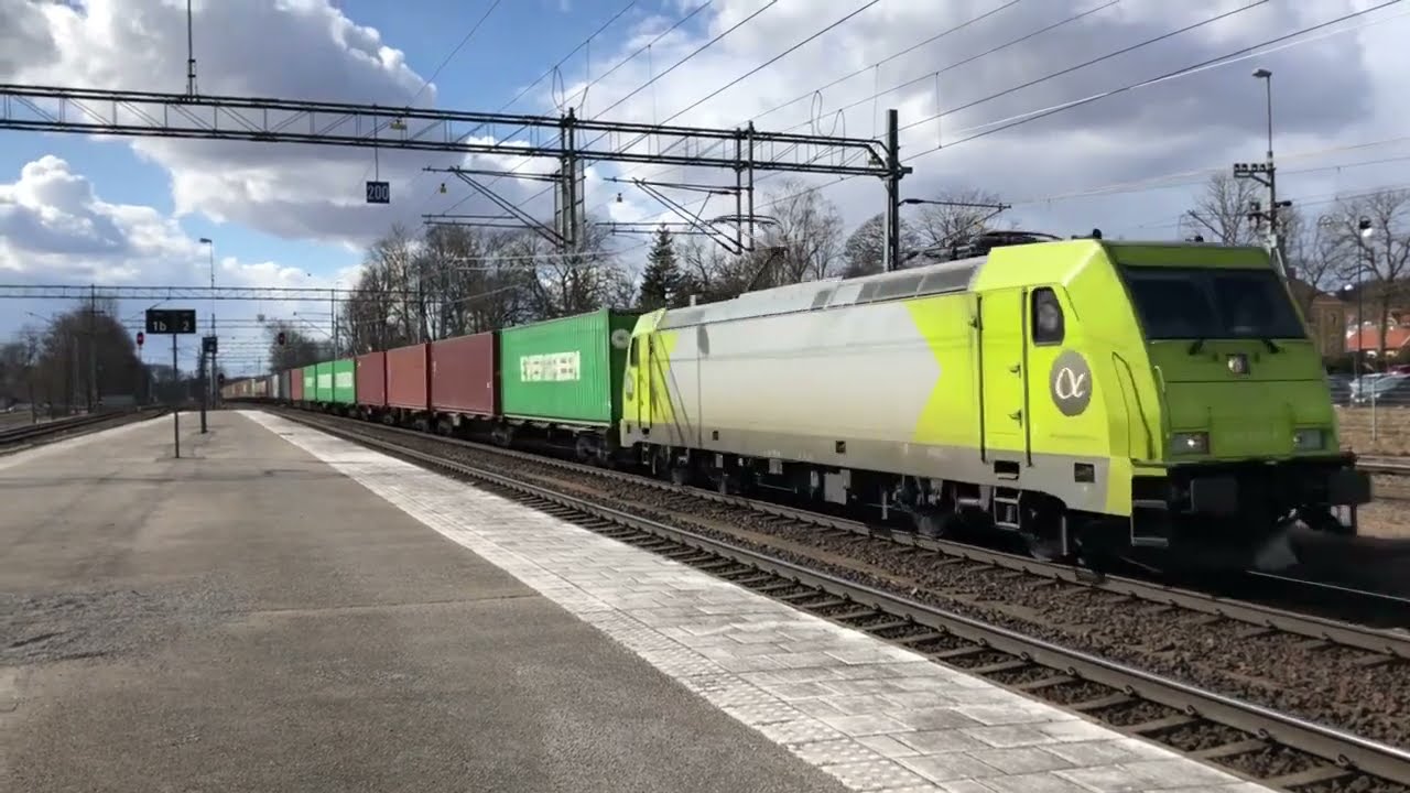Tåg i Falköping / Trains in Sweden