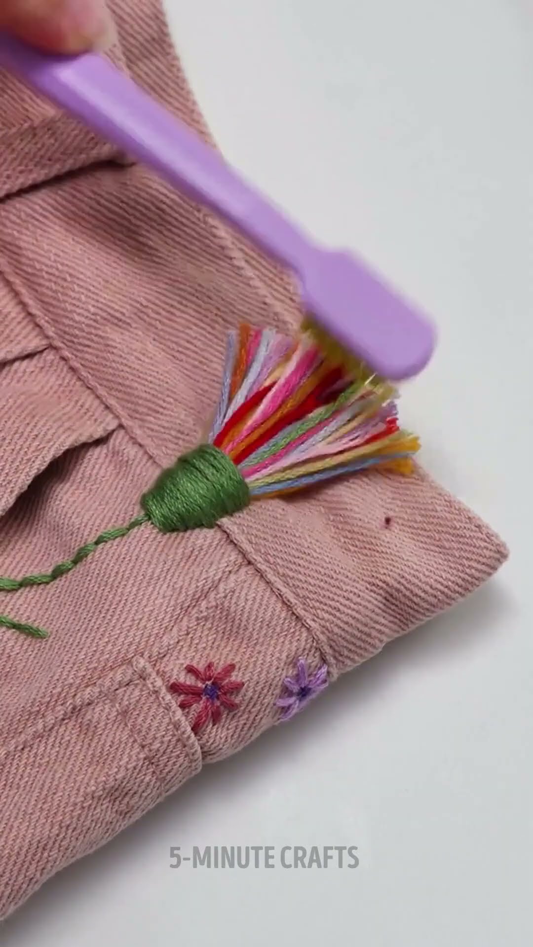 Creative and Easy Jeans Embroidery Design ?? #diy #sewing