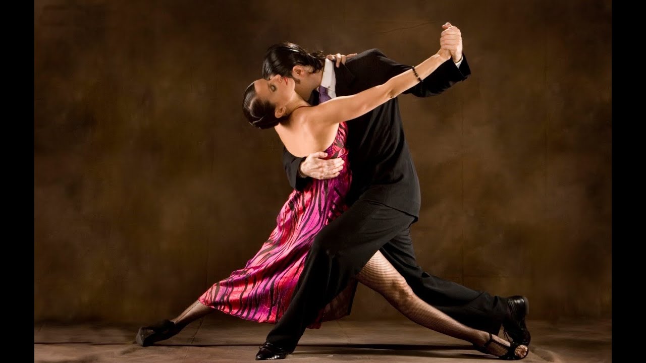 Carlos Gardel - Por Una Cabeza (tango) Carlos Gardel - Por Una Cabeza (tango)