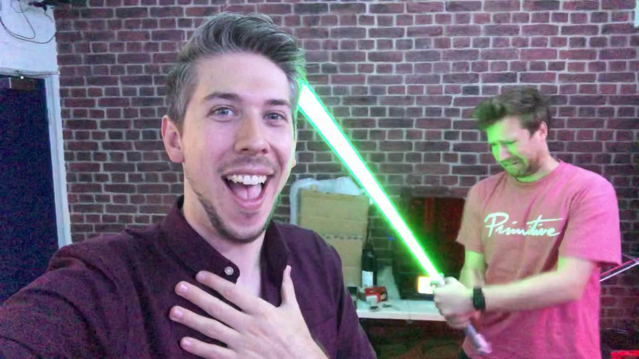 SURPRISE BERFDAY STREAM NOW! - SURPRISE BERFDAY STREAM NOW!