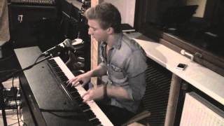Video voorbeeld van "Coldplay- Viva La Vida ( Piano and Vocal Cover)"