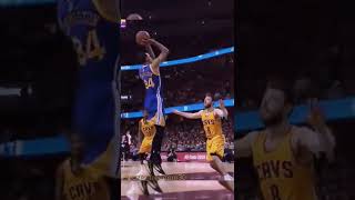 Shaun Livingston SMOOTH as silk FADE AWAY jump shot🏀🔥 #shorts #youtubeshorts #fyp screenshot 1