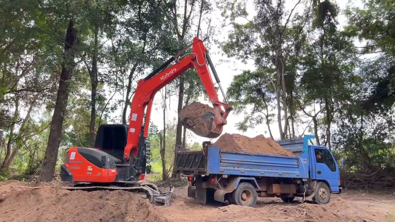 รถขุด8ตันขนาดกำลังพอเหมาะกับงานบ้านๆ KUBOTA KX080-3 ที่จ.อุบลราชธานี