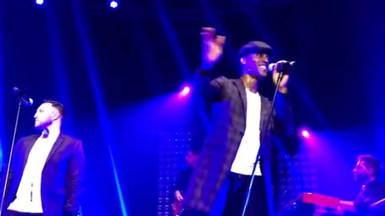 Blue concert celebrate Simon Birthday on the stage in Roundhouse 29/03/15