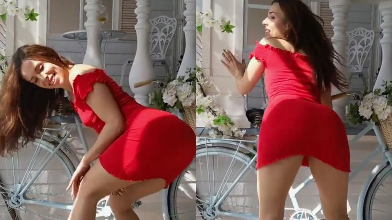 Twerking in a nice sexy dress - YouTube.