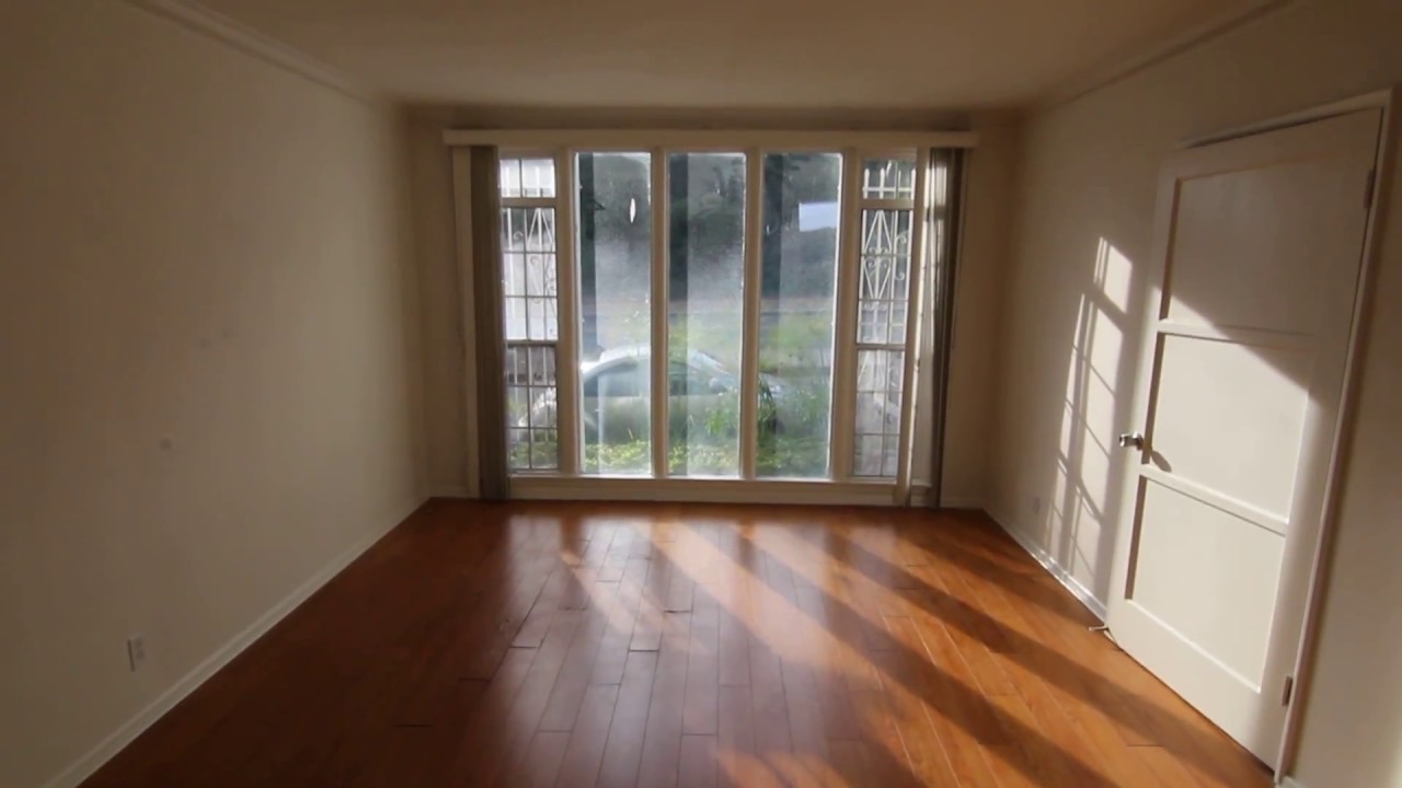 PL7757 Large Studio Apartment For Rent (West Hollywood