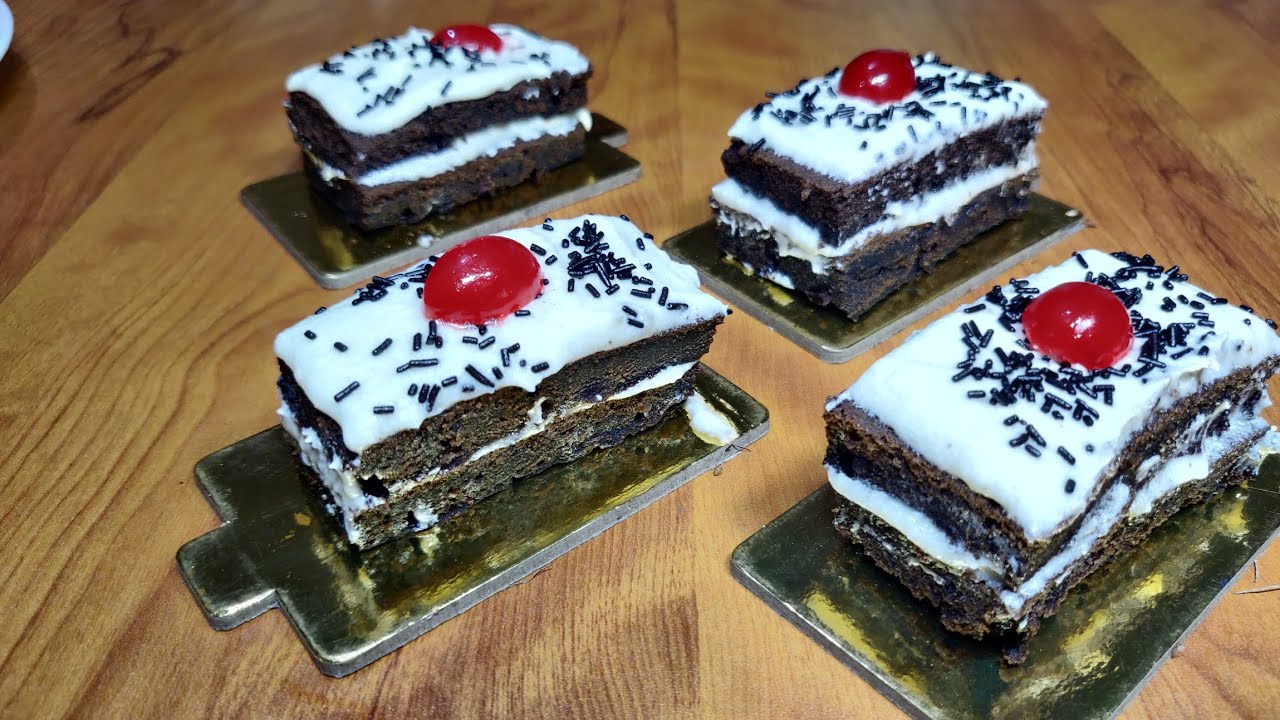 3 ingredients pastry without oven,egg, maida, cream,curd, baking soda