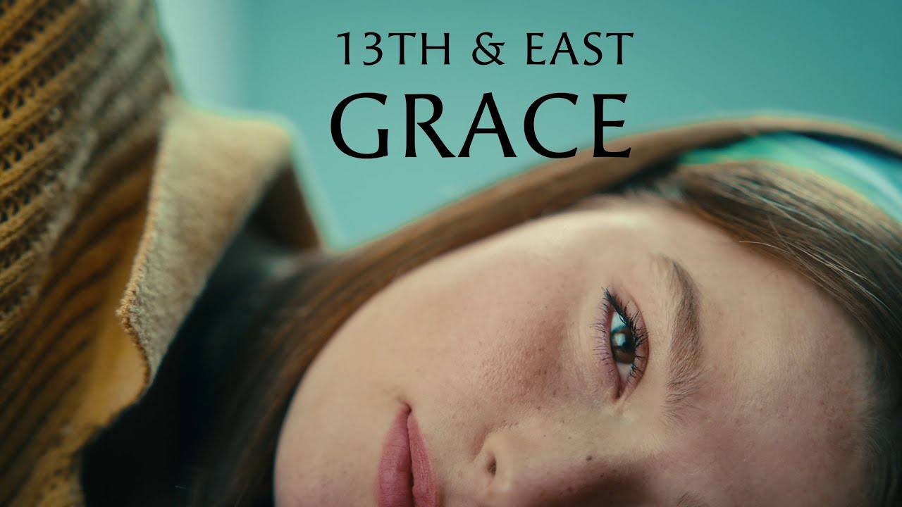 Mira Grace en YouTube Mira Grace en YouTube