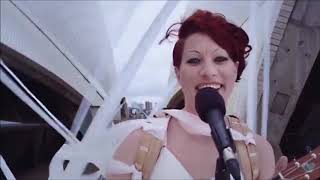 Amanda Palmer - Ukulele Anthem - Live amongst the Sydney Opera House sails