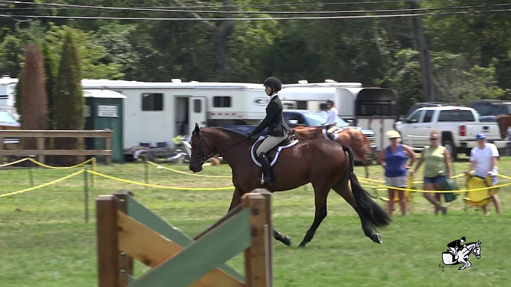 Margaret Huber riding at the 2019 CHJA Finals