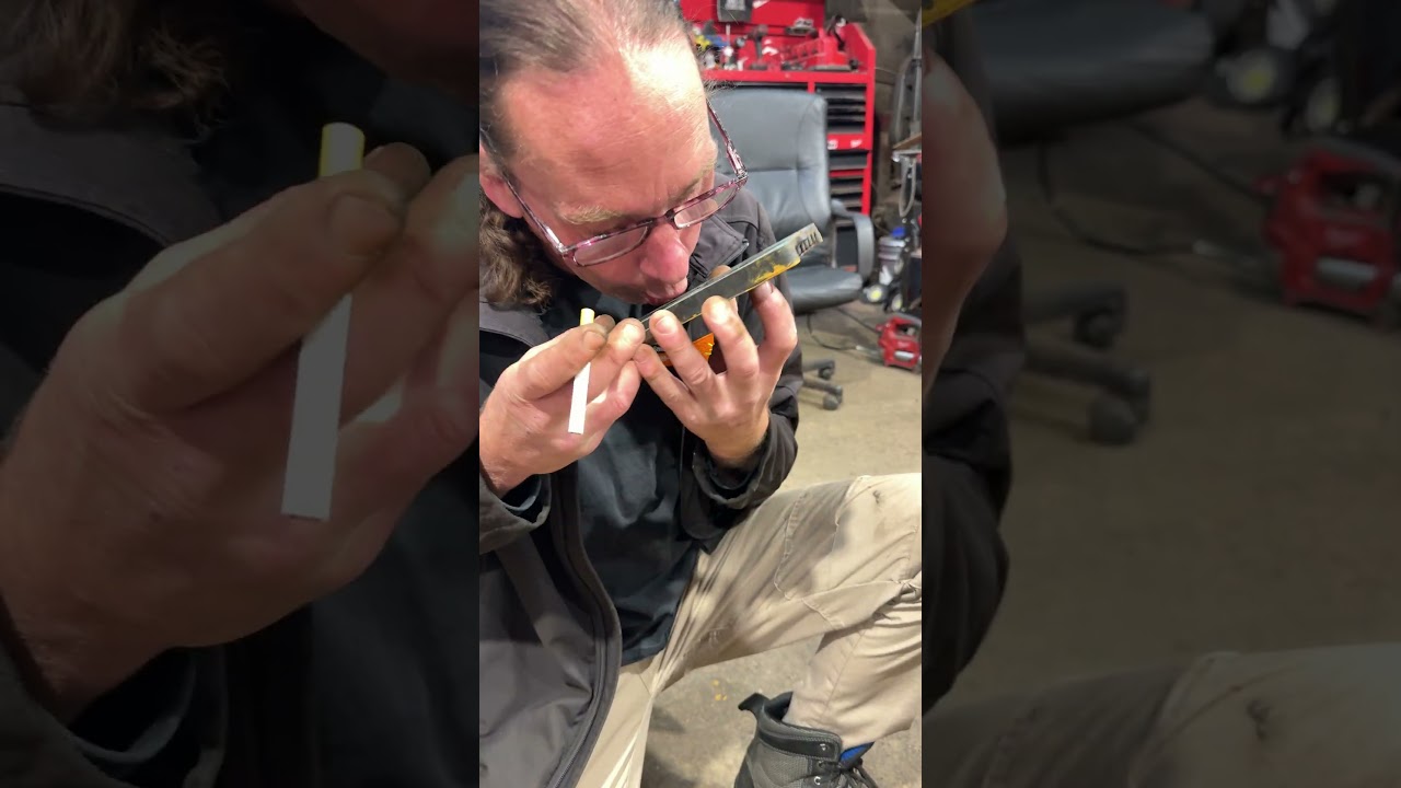 сосать вещи с Нельсоном