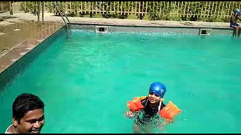Little kanha first time enjoyed swimming(2)
