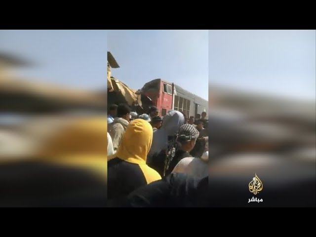 عشرات القتلى والجرحى بحادث تصادم قطار ركاب في قطار بضائع بمصر