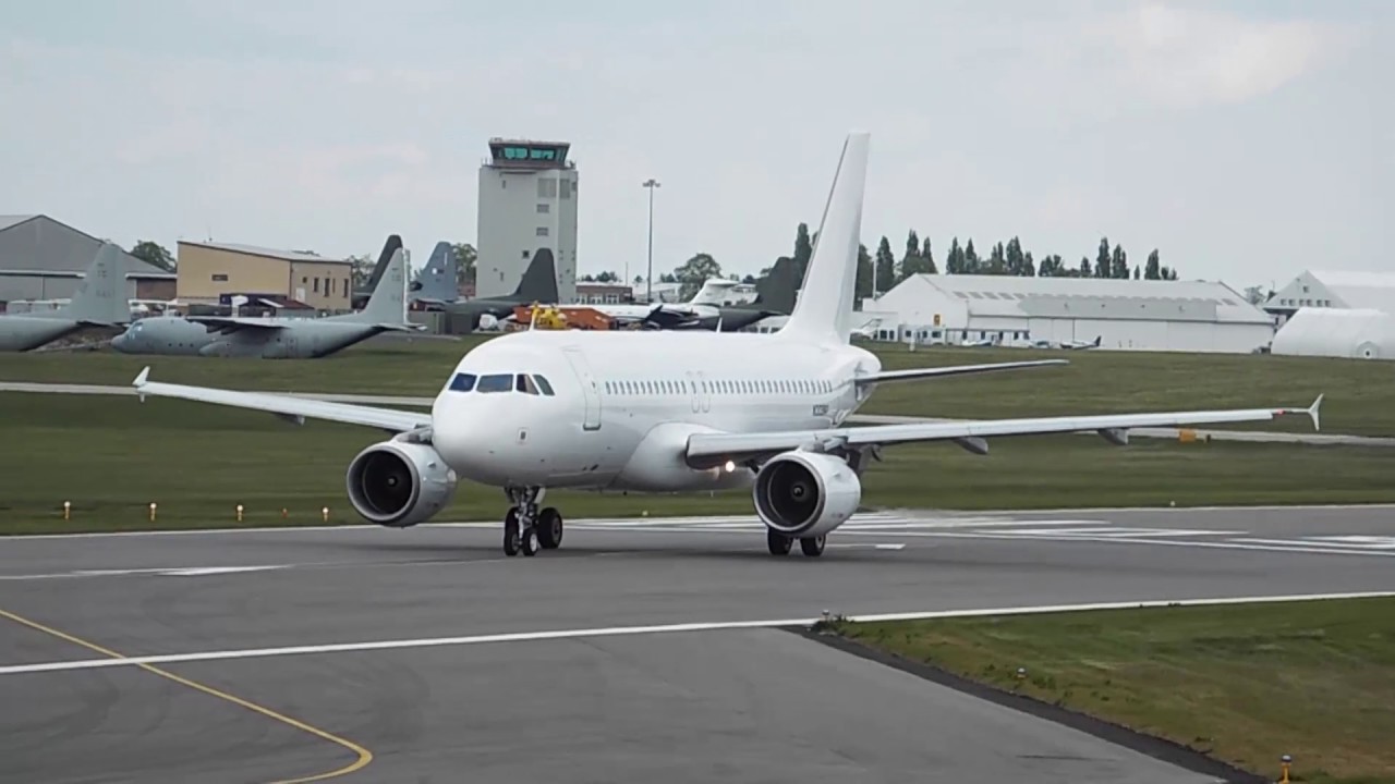 Allegiant Air Airbus A319 111 N309nv Departing Cambridge 28 04