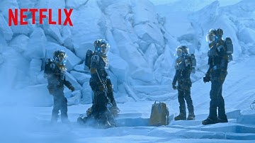 宇宙を彷徨う一家がたどり着いたのは、世にも危険な惑星。『ロスト・イン・スペース』特別映像 15秒