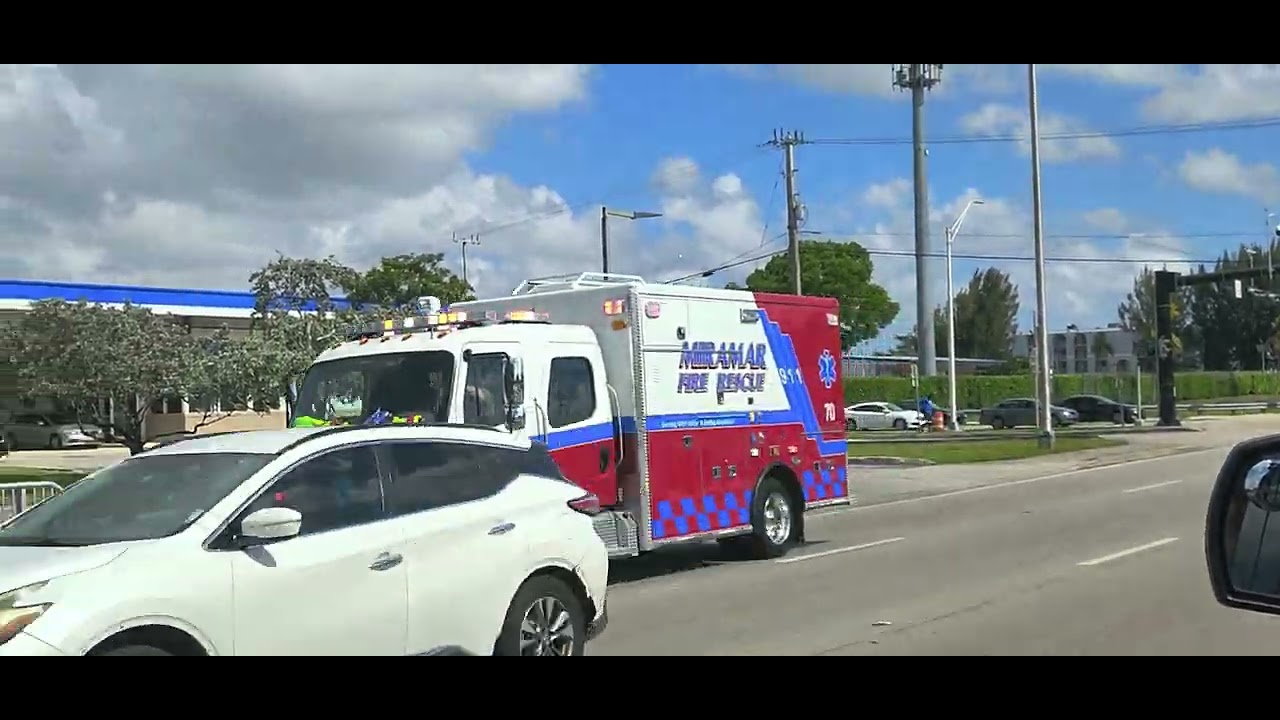 Miramar Fire Rescue - Rescue 70 transporting. - YouTube