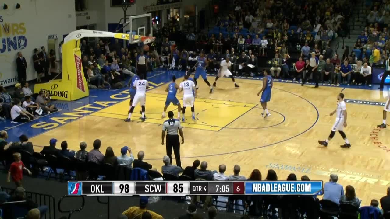Highlights: Cliff Alexander (10 points)  vs. the Blue, 3/18/2016