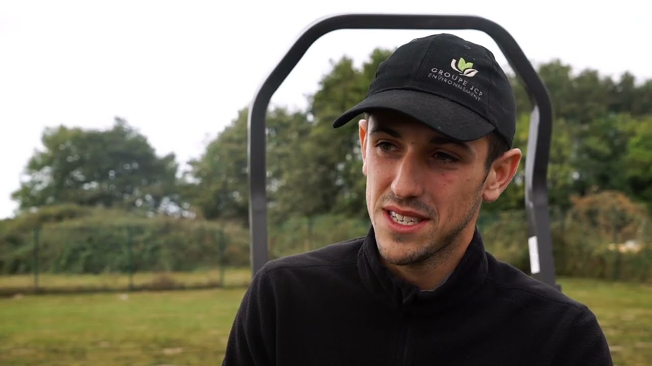 ✅ Le rider P525 Husqvarna : l'outil idéal pour les municipalités et les entreprises de jardinage !