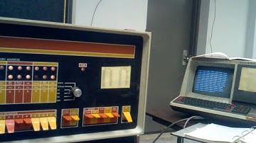 PDP/8e with RK05 running BASIC program on VT52