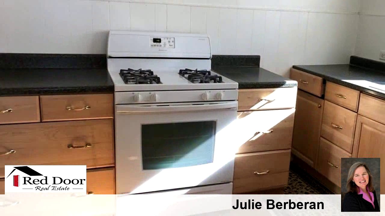 Quincy MA Apartment for rent - 117 Safford St, Quincy, MA 02171