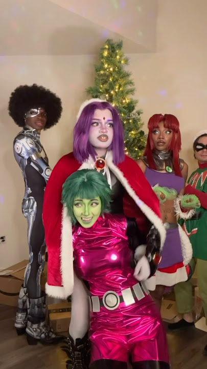Beast Boy and Raven #cosplay #teentitans