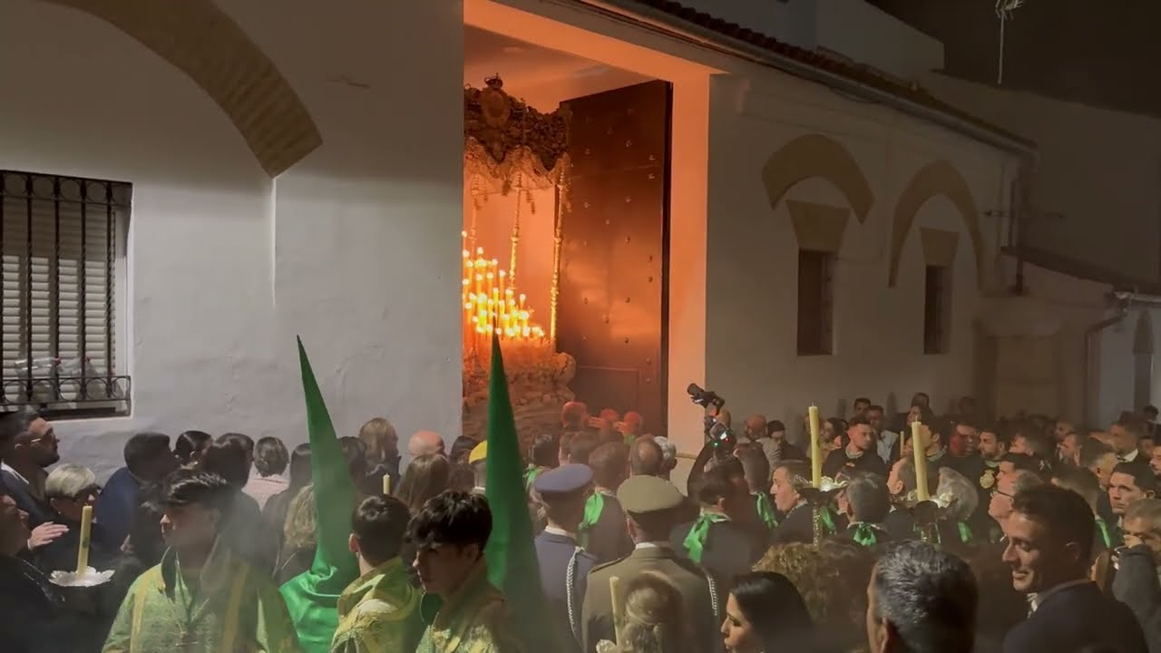 SALIDA DE MARÍA SANTÍSIMA DE LAS ANGUSTIAS CORONADA  (MADRUGADA) - JUEVES SANTO 2025
