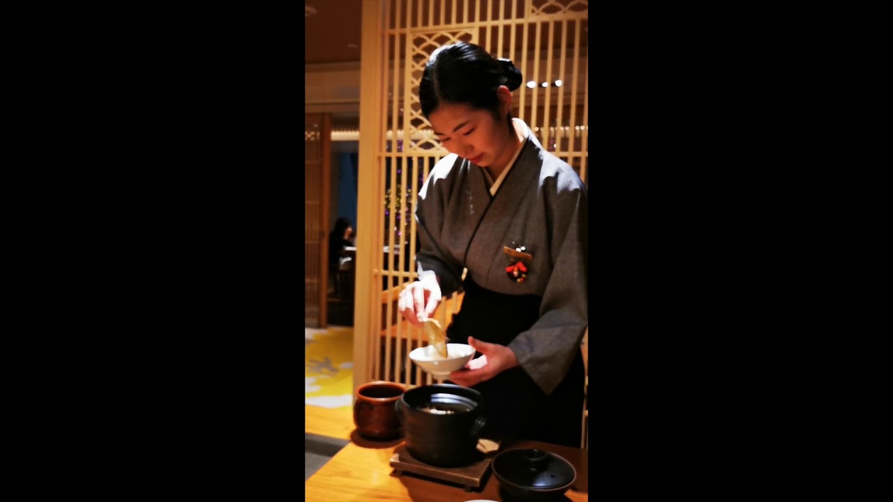 Serving Japanese Rice - YouTube
