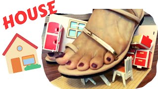  Asmr Giantess Pov Tiny House Building Sandals Trample Tiny House 女巨人涼鞋踩小房子 小房子製作