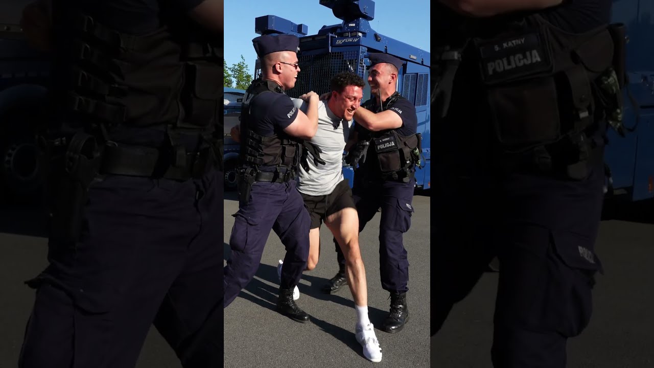 ILU POLICJANT W POTRZEBA ABY OBEZW ADNI OJCA BEZ SPRZ TU