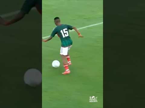 Mohau Nkota Skills Vs Cadiz