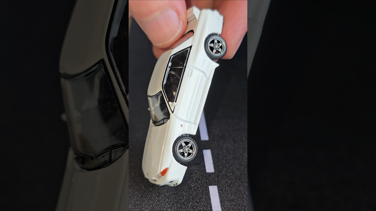 Never to old for a 1/64 Diecast Car 🙂 Poprace Nismo GTR R32 with Opening parts 😯👍🏻