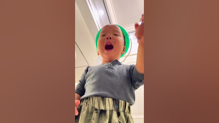 It's not right to imprison birds.#cutebaby#funny#vlog#parenting  #smilesnippets #baby #smileforever