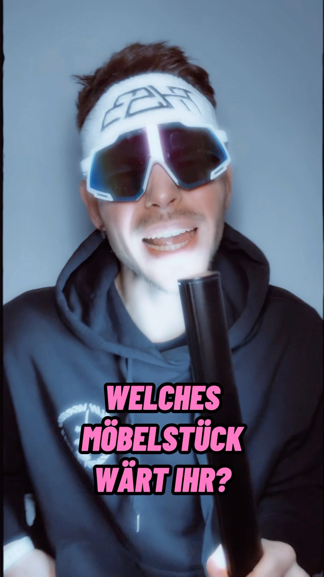 Definitiv Schrank! ? #techno #rave #apresski #ballermann #technogermany #fürdich #viral #foryou #fy