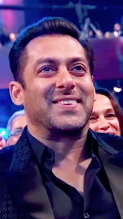 julie julie #trendingshorts #uditnarayan #kavita #youtubeshorts #viral #song