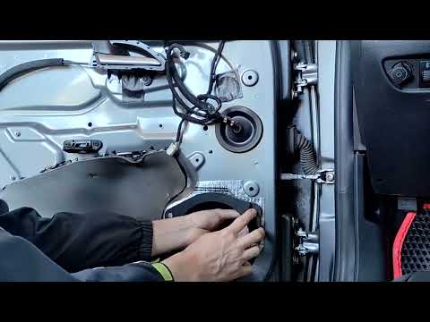 Замена штатных динамиков в Lada Vesta на DL Audio ANACONDA 165 Comp