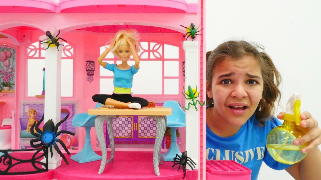 barbie nin evi bocekleniyor eglenceli kiz oyunu youtube