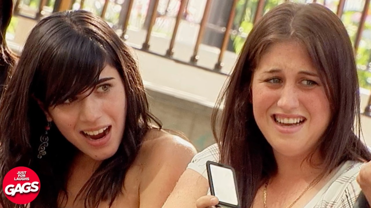 “Her Dislike for His Teeth | Just For Laughs Gags” – Video