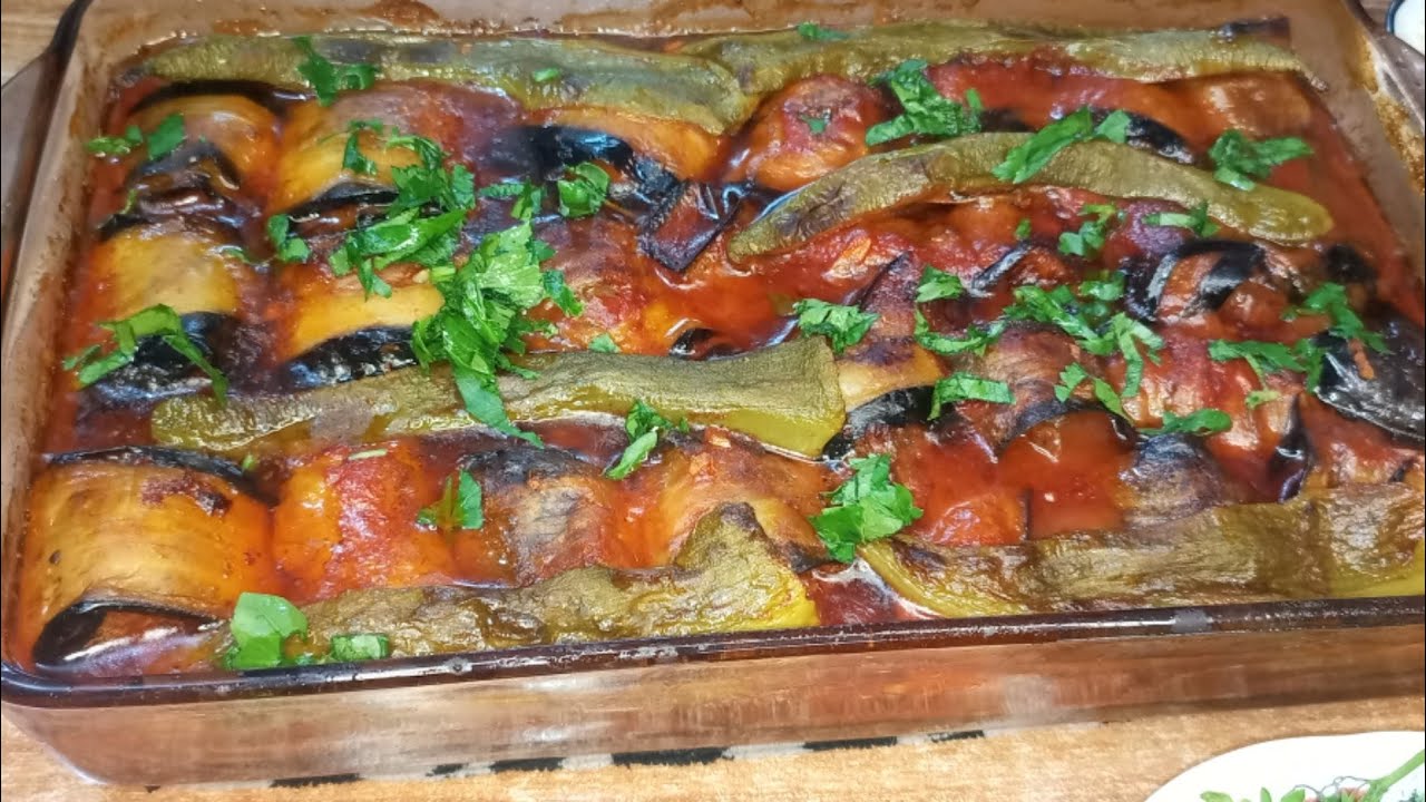 اذا عندج بيتنجان نص كيلو وربع الحم المفروم تعالي النسوي اطيب اكله بالعالم والله تكفي عائلة كامله