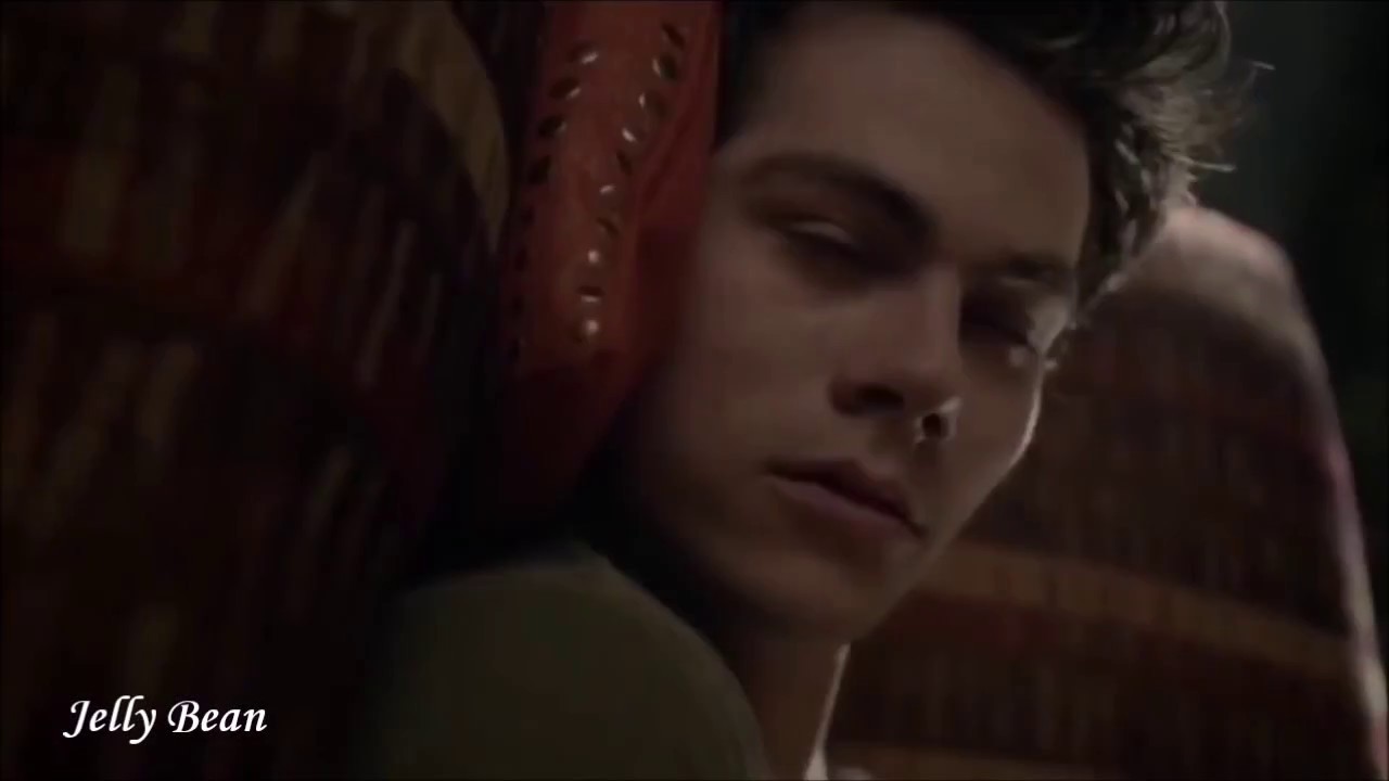 Stiles Stilinski || Hurt