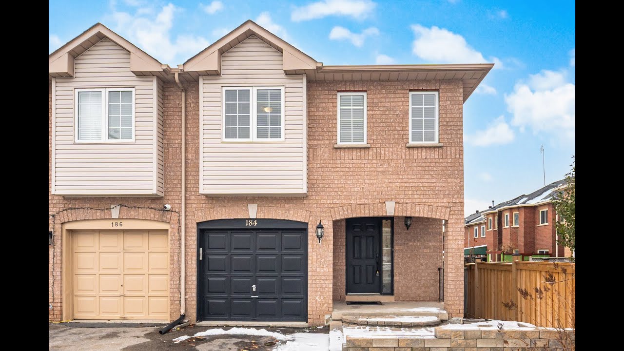 184 Lindenshire Avenue, Maple Home - Real Estate Properties