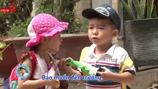 Phát sốt với hành trình bán hoa hài không đỡ nổi của cặp đôi nhí siêu cute!