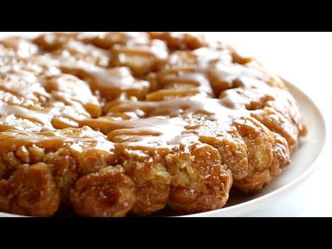 Gooey Caramel Monkey Bread