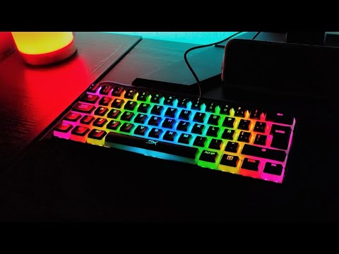 Teclado 60% en español + HyperX Pudding Keycaps + Alfombrilla