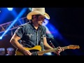 Capture de la vidéo Brad Paisley Live At Oslo Spektrum In Norway (Full Concert Hd)