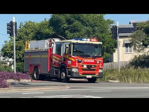 (RUMBLER) QFRS 504A 1446QF Responding To P1 Automatic Fire Alarm Chermside