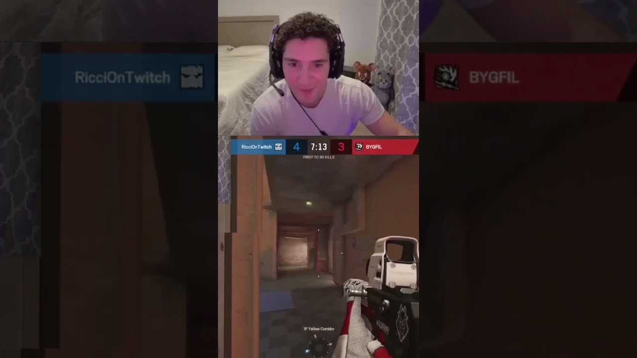 Ricci Shows How Easy It Is To Use The SMG 12 