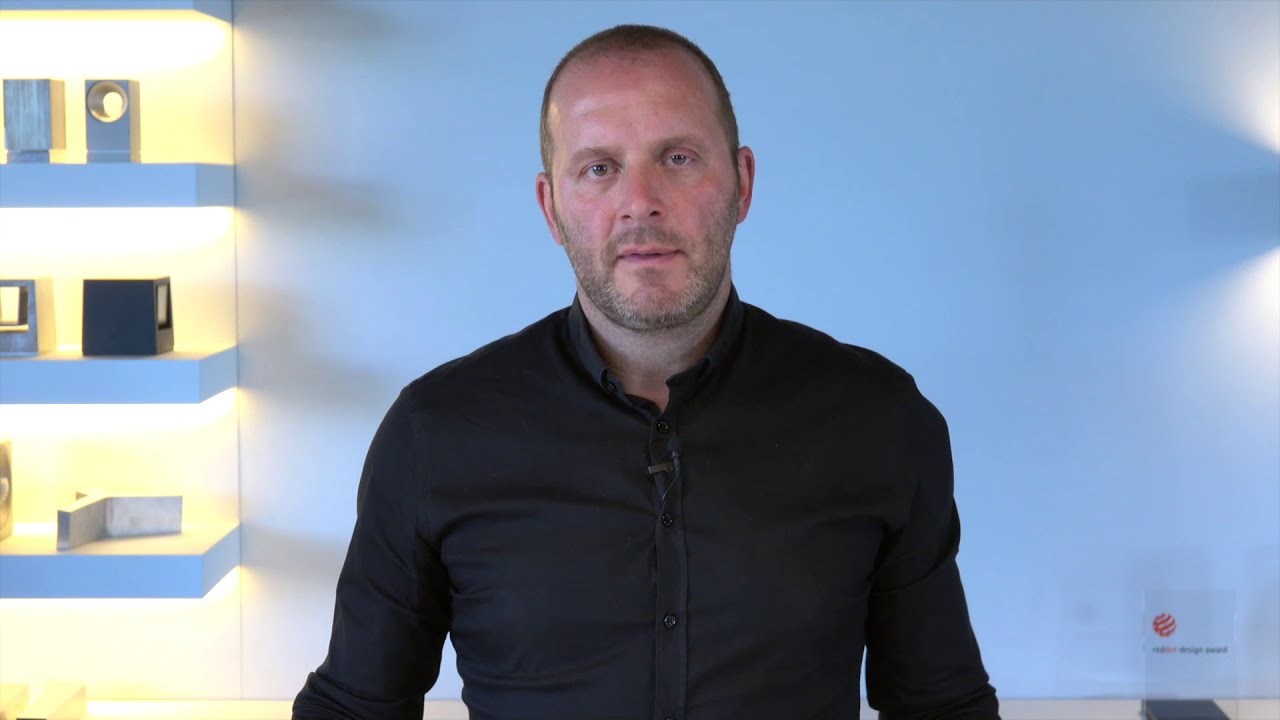 IP44.DE . intro 2.0 . outside wall luminaire